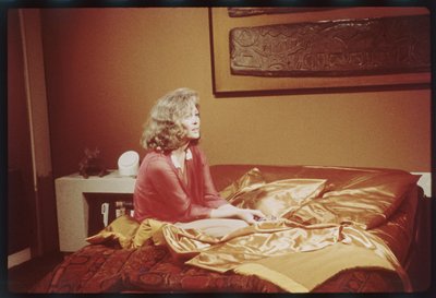 Faye Dunaway a The Towering Inferno forgatásán alkotó: Orlando Suero
