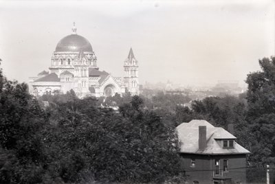 Új katedrális a Barnes Kórházból, St. Louis, 1919. szeptember 19 alkotó: Oscar Kuehn
