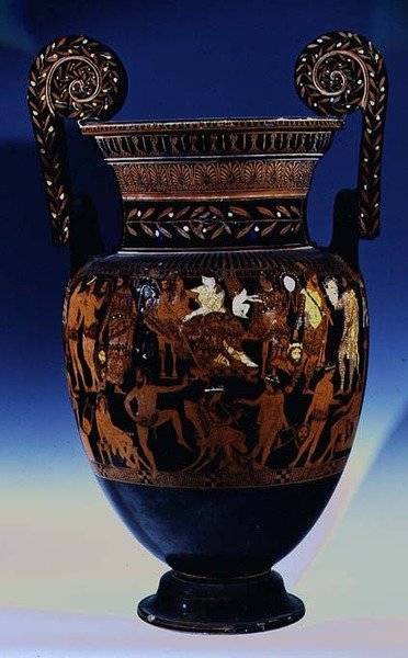 Tetőtéri, vörös alakú, gömbkráter, színészek és zenészek jelenetével díszítve, előadásra készülő Bacchus és Ariadne előtt, görögül, Ruvo-ból, Kr. E. 5. század (kerámia) (lásd még: 119445-7) alkotó: Painter Pronomos
