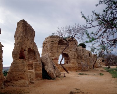 Kilátás a paleokeresztény nekropoliszra, 4. század alkotó: Paleo-Christian