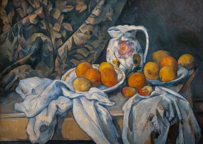 Csendélet függönnyel alkotó: Paul Cézanne