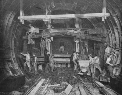 Csővasút feltárása, Great Northern and City Railway, London, c1903 1903 alkotó: Pearson and Son Ltd