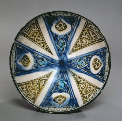 Étel, Kashanból, Iránból, szeldzsuk korszakból, 13. század vége (máz alatti polikróm kőpaszta) alkotó: Persian School