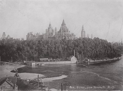 A Parlament épületei, Ottawa, a Nepean Pointról (f/w fotó) alkotó: Photographer Canadian