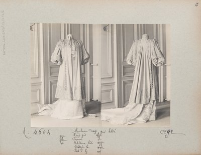 Albumoldal: House of Worth, Kabát alkotó: Photographer French