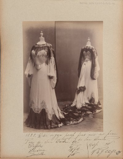 Album oldal: House of Worth, estélyi ruha alkotó: Photographer French