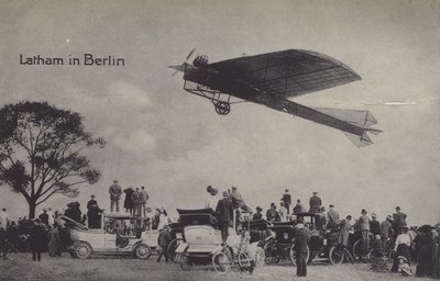 Hubert Latham francia repülős Berlinben (f/w fotó) alkotó: Photographer German