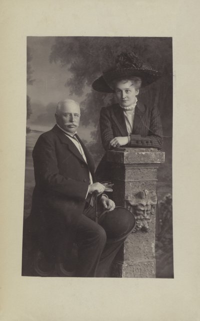 Graf Ferdinand von Zeppelin német léghajó tervező és kivitelező és felesége Isabella (f/w fotó) alkotó: Photographer German