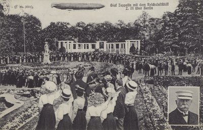 Graf Ferdinand von Zeppelin és léghajója LZ III Berlin felett (f/w fotó) alkotó: Photographer German
