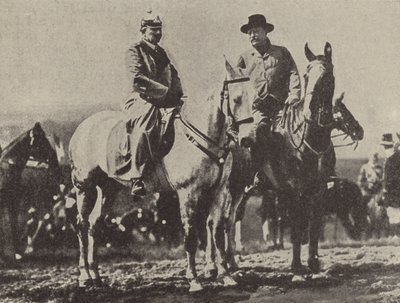 II. Wilhelm német császár és Theodore Roosevelt amerikai elnök a német hadsereg manővereit figyeli alkotó: Photographer German