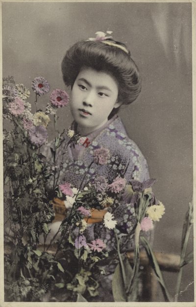 Japán lány virágokkal (színes fotó) alkotó: Photographer Japanese