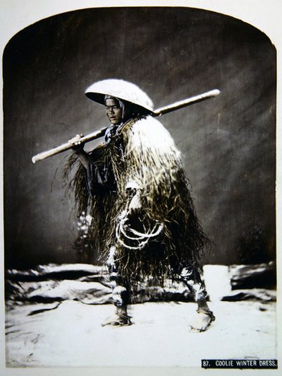 Japán portás téli ruhában, 1900 körül (színes fotó) alkotó: Photographer Japanese