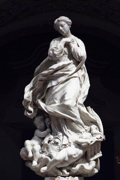 A Szeplőtelen Fogantatás, a Szeplőtelen Santa Maria a szcenográfiai kápolna oltárán 1669-70 (márvány) alkotó: Pierre Puget