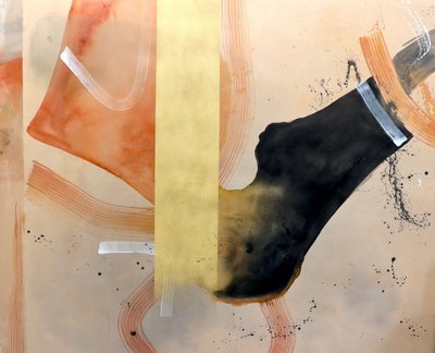 Aranyszínű absztrakt formák alkotó: Poonam Choudhary