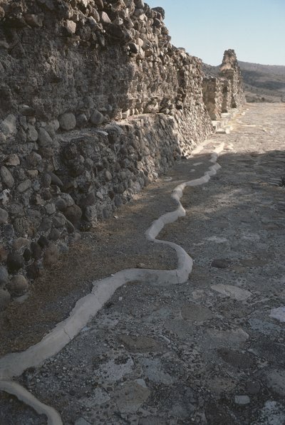 A városfalak maradványai, késői posztklasszikus időszak alkotó: Pre Columbian
