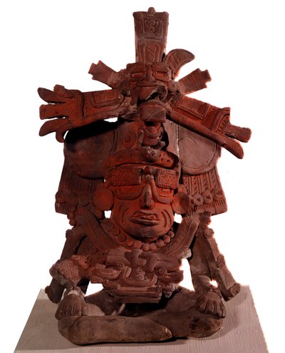 Kolumbiai előtti civilizáció: a tűz istenét jelképező temetkezési urna. Kr.u. 200-300. Mexikóváros, Nemzeti Antropológiai Múzeum, Mexikó alkotó: Pre Columbian Pre Columbian