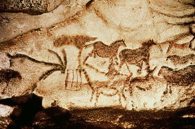 Lovak és szarvasok az altamirai barlangokból, ie 15 000 körül (barlangfestés) alkotó: Prehistoric