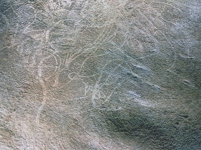 Emberi női alakok és mamutok vázlatos képei, paleolitikum (i.e. 40000-12000 körül) (fotó) alkotó: Prehistoric Prehistoric