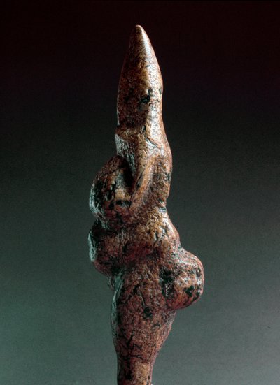 Őstörténet: Venus de Savignano, antropomorf litikus szobor, amelyet 1925-ben találtak Savignano sul Panaróban. Felső paleolit, kőkori Magasság: 22 cm. Luigi Pigorini Nemzeti Őstörténeti és Néprajzi Múzeum (Őstörténeti és Néprajzi Múzeum), Róma, Olaszország alkotó: Prehistoric Prehistoric