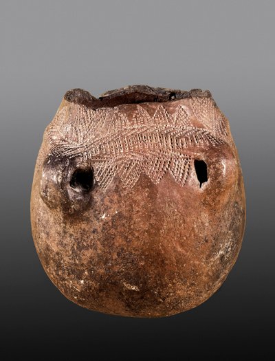 Őstörténet: kerámiaváza, neolitikum. Cacinból származik (kerámia) alkotó: Prehistoric Prehistoric