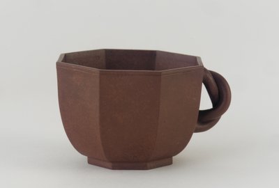 Nyolcszögletű csésze, Chengzhai, valószínűleg 19. század (mázatlan kőagyag) alkotó: Qing Dynasty Chinese School