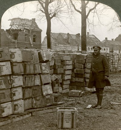 Elhagyott német lőszerek Cambrai közelében, I. világháború, 1914-1918. alkotó: Realistic Travels Publishers