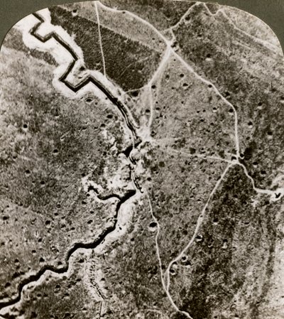 Légifelvétel a német vonalakról, I. világháború, 1914-1918. alkotó: Realistic Travels Publishers