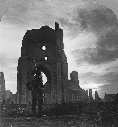 Ypres romjai, Flandria, Belgium, I. világháború, c1914-c1918 alkotó: Realistic Travels Publishers