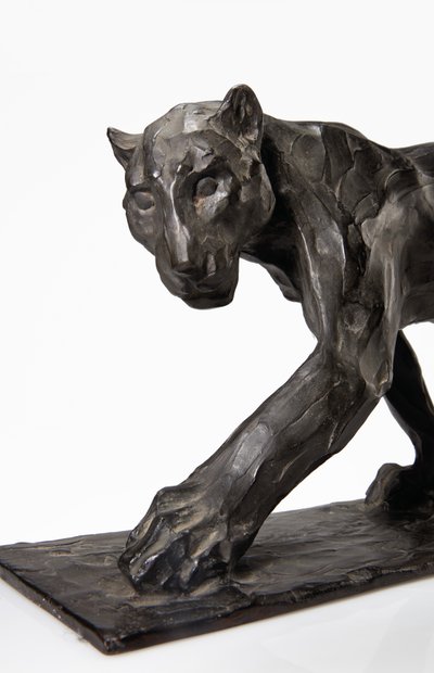 Párduc járás, felemelt hátsó láb, 1904 körül (patinás bronz) alkotó: Rembrandt Bugatti