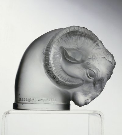Egy kos feje alkotó: Rene Jules Lalique