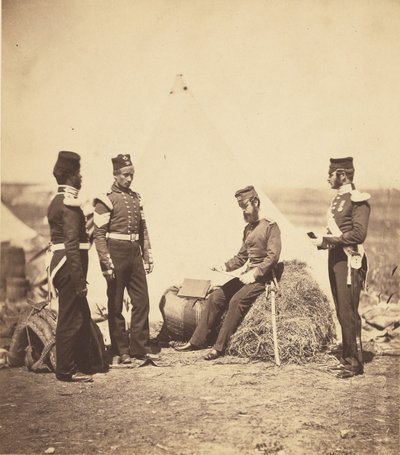 Walker százados a 30. ezredből általános parancsokat olvas. alkotó: Roger Fenton
