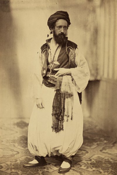 [Férfi jelmeztanulmány]. alkotó: Roger Fenton