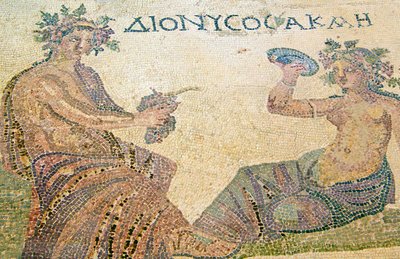 Dionüszosz tanácsot ad az Akme nimfának, Dionüszosz háza, Paphos, Ciprus (mozaik) alkotó: Roman