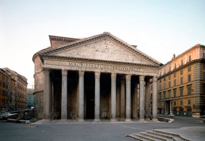 A Pantheon külső képe (fénykép) alkotó: Roman