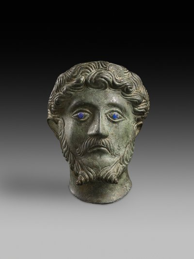 Berakásos szemű hím feje „Marcus Aurelius” (bronz) alkotó: Roman