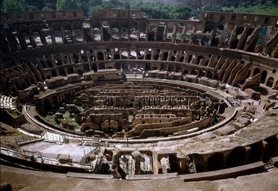 A Colossee belső képe, 70 és 80 között épült (fénykép) alkotó: Roman