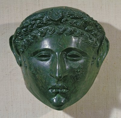 Maszk felvonulási sisakból, Hirchova, Románia (bronz) alkotó: Roman
