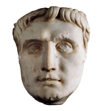 Augustus császár álarca (Caius Julius Caesar Octavianus Augustus), ie 63 – i.sz. 14 (márványszobor) alkotó: Roman