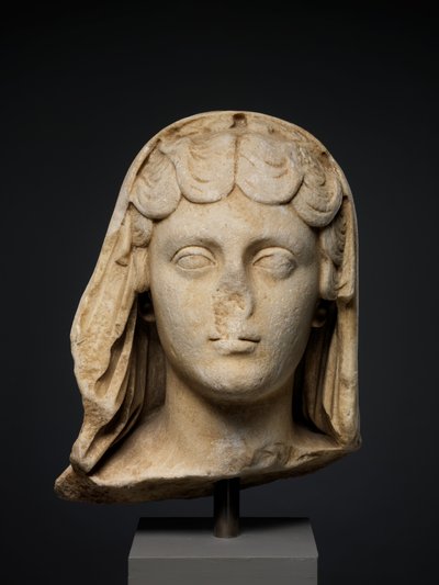 Ifjabb Fausztina császárné portréja, i.sz. 161–180 körül (üveggolyó) alkotó: Roman