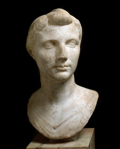Római művészet: „” Octavia Thurina Minor mellszobra (Kr. e. 69-i. e. 11)”” Márványszobor. Róma, Nemzeti Római Múzeum (terme) alkotó: Roman