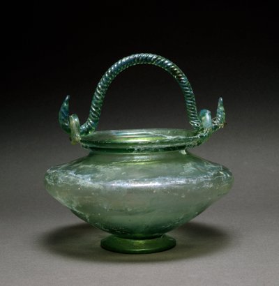 Római művészet: bikonikus váza. Kr.u. 1. század. La Antigua Diamból. 12 cm National Museum of Roman Art Merida, Spanyolország alkotó: Roman