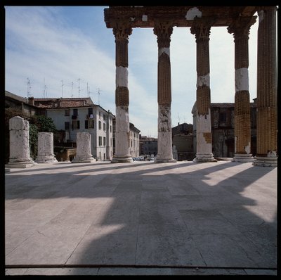 Római művészet: kilátás a fővárosra (capitolium), i.sz. 73, Brescia Olaszország alkotó: Roman