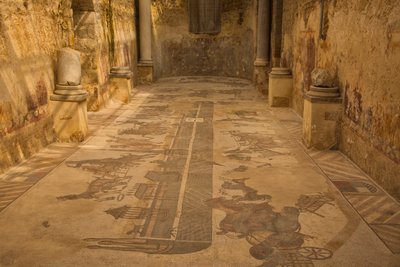 Két apszis szoba, padlómozaik, Villa Romana del Casale, Piazza Armerina, Szicília, Olaszország (fotó) alkotó: Roman