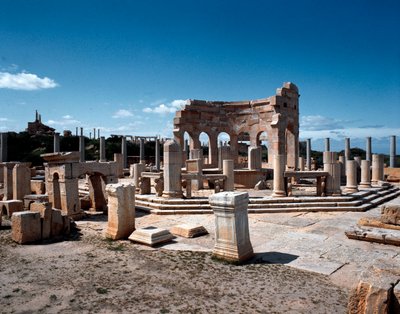 Kilátás a piactérre alkotó: Roman
