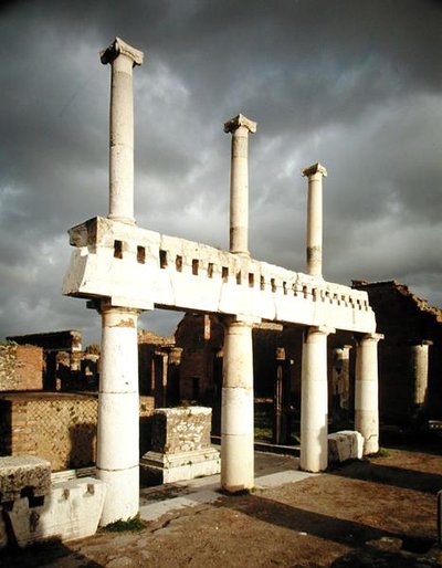 Kilátás a Fórum portikuszjára alkotó: Roman