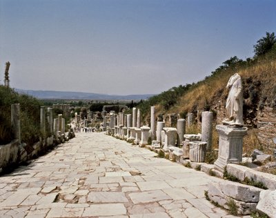 Kilátás a Curetes utcára a Celsus könyvtár felé. alkotó: Roman