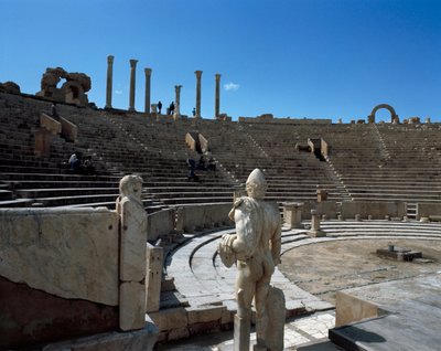 Kilátás a színházra alkotó: Roman