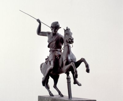 Amazon lóháton (bronz szobor egy görög eredeti után, Kr.e. 3. századból) alkotó: Roman Roman