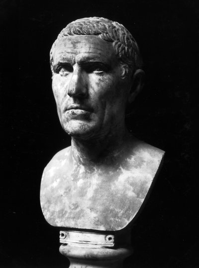 Marcus Claudius Marcellus (i.e. 268-208) mellszobra (márvány) alkotó: Roman Roman