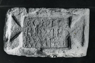 A Coh századi köve. I Vardullorum (kő) alkotó: Roman Roman